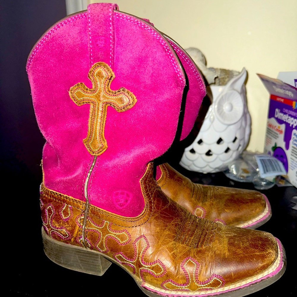 Ariat boots kids size 1